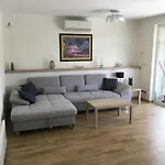 Zamor House Feriehus *